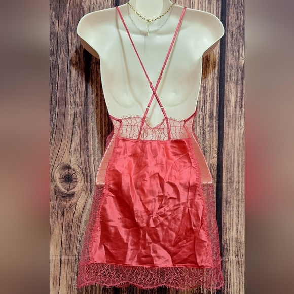 Naked Princess 100% Silk And Lace Slip Womens Size (Small)Petite NWT - Picture 3 of 5